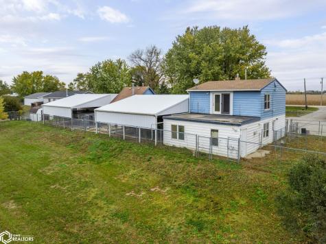 815 N 40th Street Clear Lake IA 50428