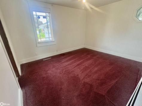 215 N 10th Street Forest City IA 50436