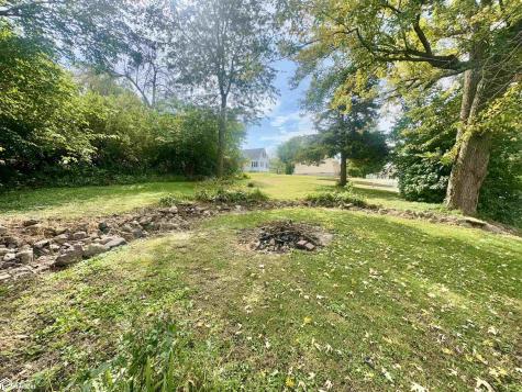 215 N 10th Street Forest City IA 50436