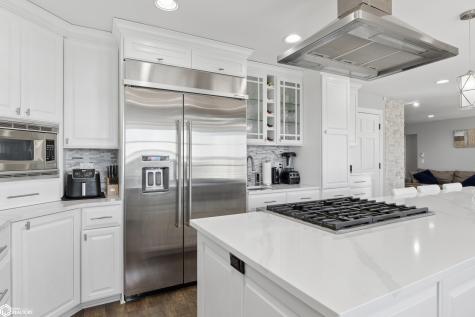 3609 N Shore Drive Clear Lake IA 50428