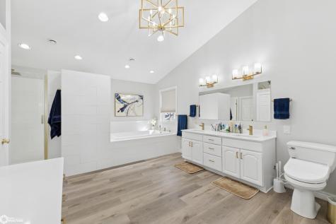 3609 N Shore Drive Clear Lake IA 50428