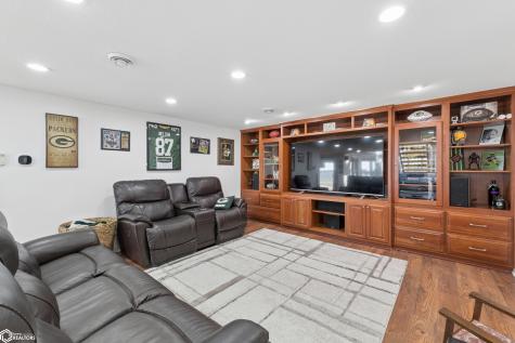 3609 N Shore Drive Clear Lake IA 50428