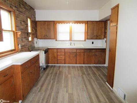 1406 River Street Iowa Falls IA 50126