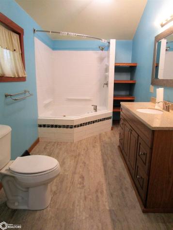 1406 River Street Iowa Falls IA 50126