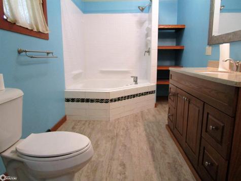 1406 River Street Iowa Falls IA 50126