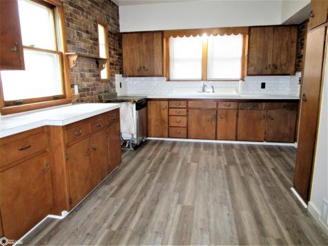 1406 River Street Iowa Falls IA 50126