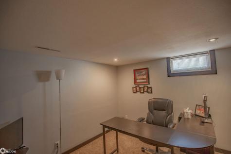 2313 E Spruce Street Algona IA 50511