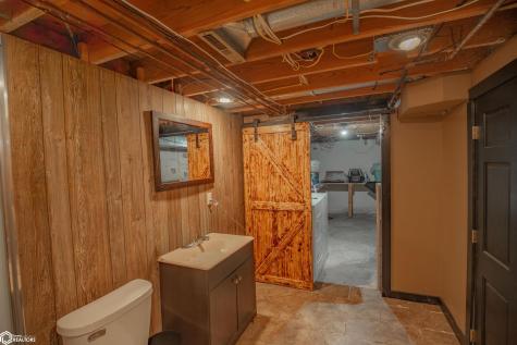 2313 E Spruce Street Algona IA 50511