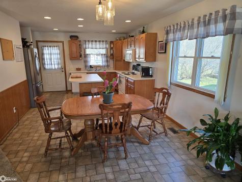 934 11th Street NE Mason City IA 50401