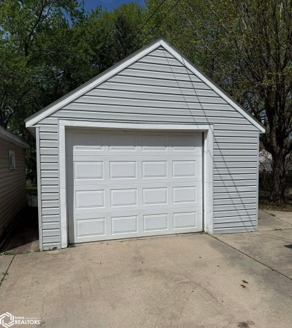 930 16th Street NE Mason City IA 50401