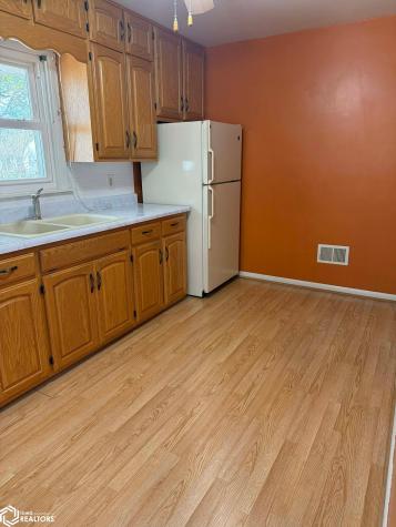 930 16th Street NE Mason City IA 50401