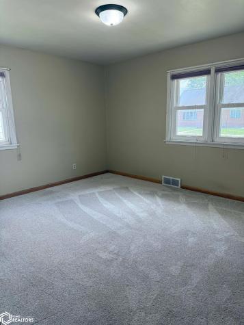 930 16th Street NE Mason City IA 50401