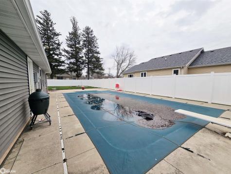 1345 Bush Avenue Garner IA 50438