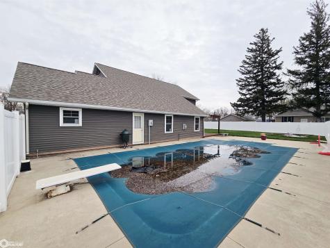 1345 Bush Avenue Garner IA 50438