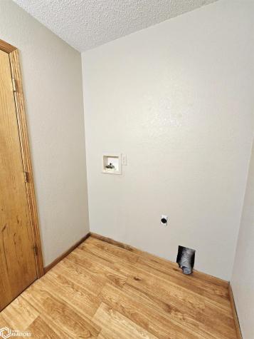 1345 Bush Avenue Garner IA 50438