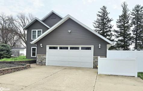 1345 Bush Avenue Garner IA 50438