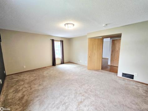 1345 Bush Avenue Garner IA 50438