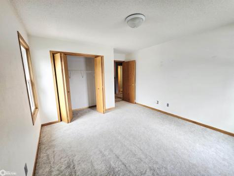 1345 Bush Avenue Garner IA 50438