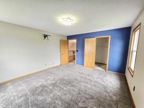 1345 Bush Avenue Garner IA 50438