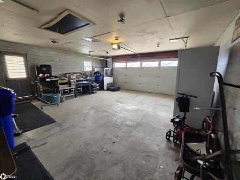1345 Bush Avenue Garner IA 50438