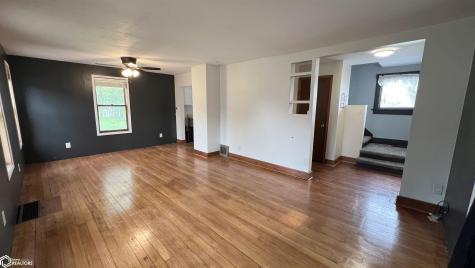 415 N N Massachusetts Avenue Mason City IA 50401