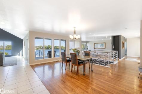 1000 Briarstone Drive Mason City IA 50401