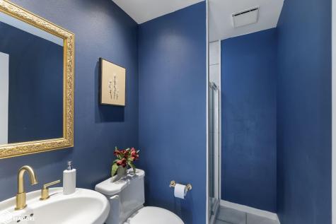 1000 Briarstone Drive Mason City IA 50401