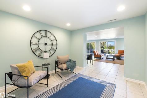 1000 Briarstone Drive Mason City IA 50401