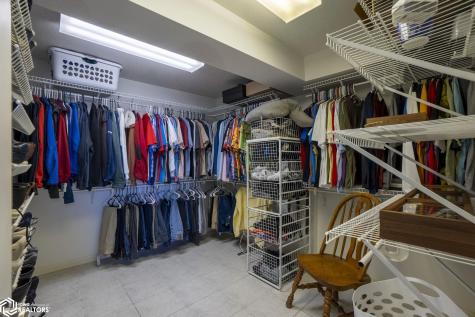 1000 Briarstone Drive Mason City IA 50401