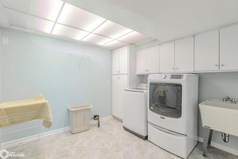 1000 Briarstone Drive Mason City IA 50401