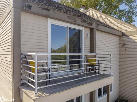 1000 Briarstone Drive Mason City IA 50401