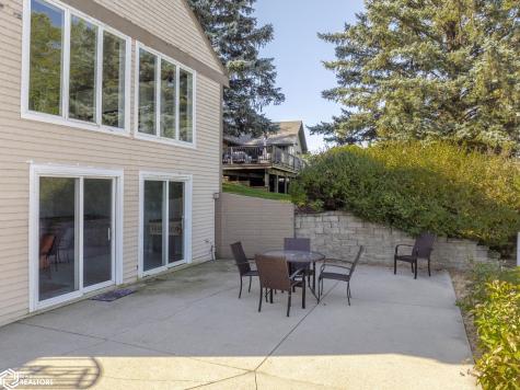 1000 Briarstone Drive Mason City IA 50401