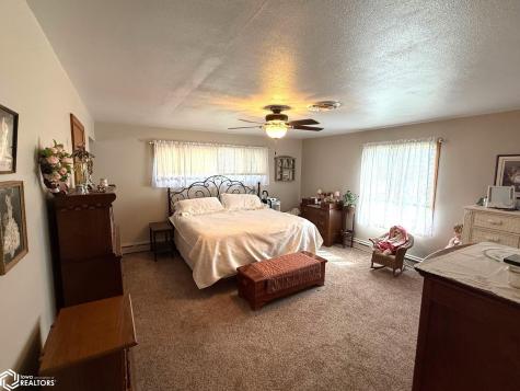 605 N Phillips Street Algona IA 50511