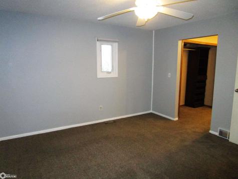 2513 Sunset Drive Iowa Falls IA 50126