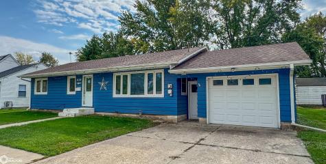 419 10th Avenue NE Hampton IA 50441