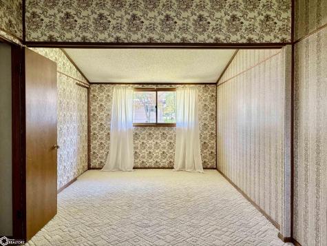 112 Winnebago Way Forest City IA 50436
