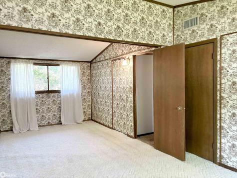 112 Winnebago Way Forest City IA 50436