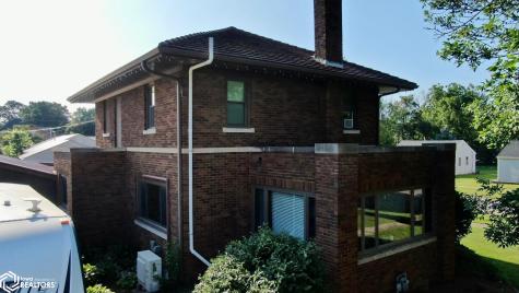 603 1st Avenue NE Clarion IA 50525