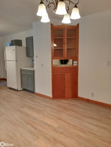 409 6th Street SW Hampton IA 50441