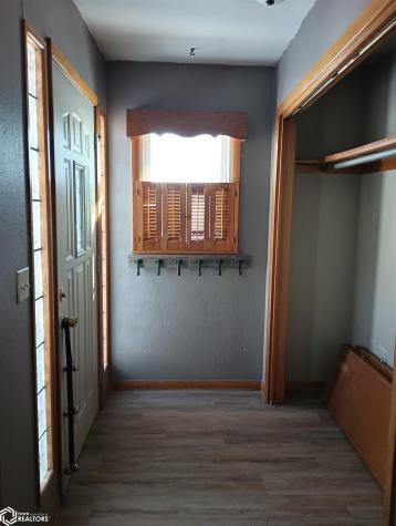 409 6th Street SW Hampton IA 50441