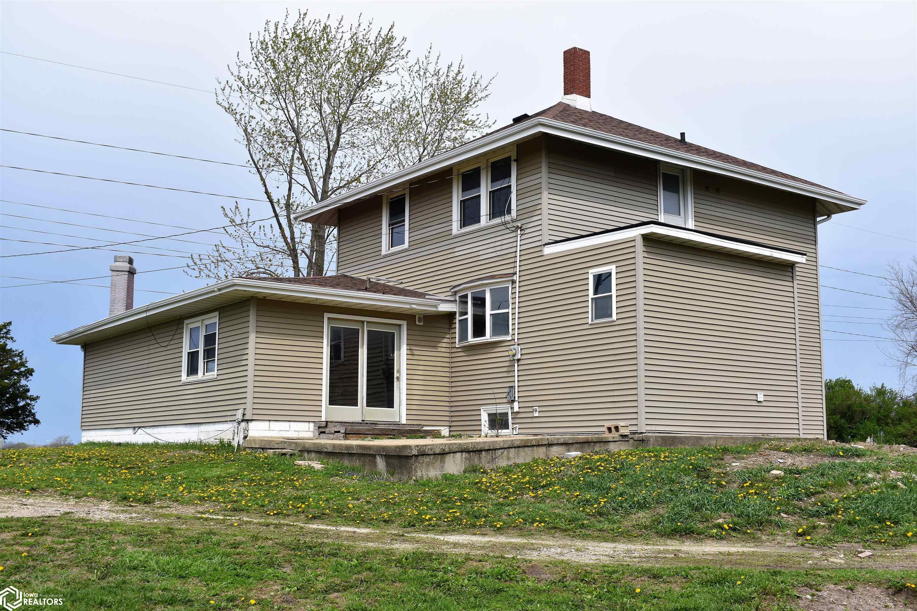 1614 Commercial Iowa Falls IA 50126