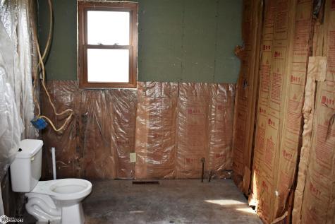 1614 Commercial Iowa Falls IA 50126