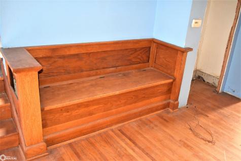 1614 Commercial Iowa Falls IA 50126