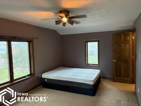 608 1st Street SE Belmond IA 50421