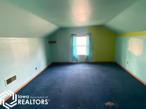 613 3rd Avenue SW Britt IA 50423