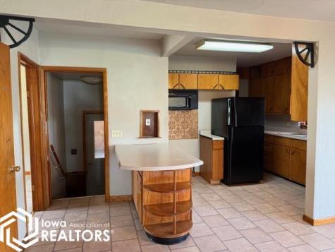 613 3rd Avenue SW Britt IA 50423