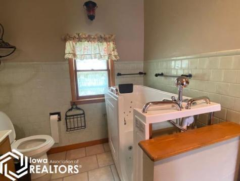 613 3rd Avenue SW Britt IA 50423