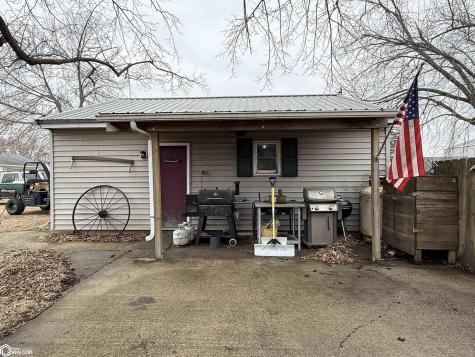 413 SW 2nd Avenue Buffalo Center IA 50424