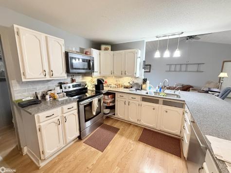 413 SW 2nd Avenue Buffalo Center IA 50424