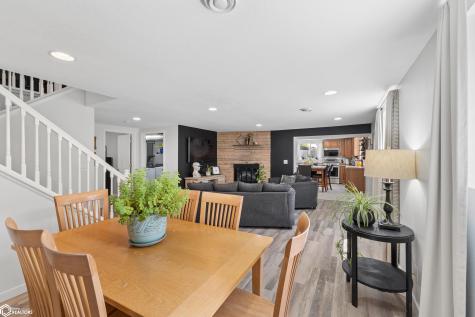 6 N 16th Street Clear Lake IA 50428